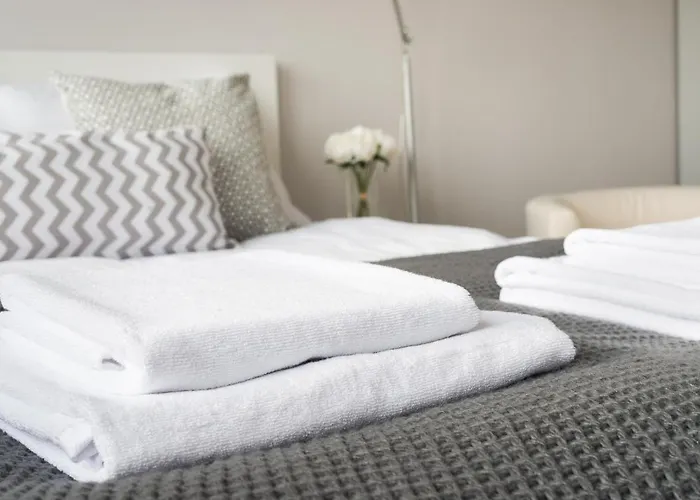 Apartment Bagno 7 - Modern By Renters