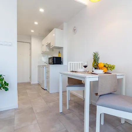 Apartment Bagno 7 - Modern By Renters Warschau